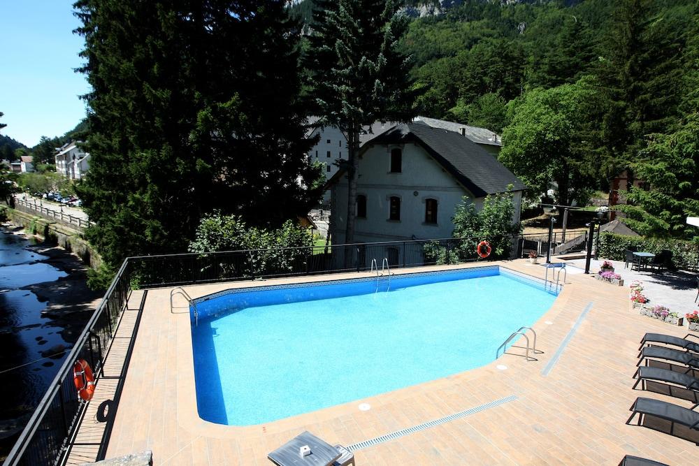 Hotel & Spa Real Villa Anayet Canfranc Εξωτερικό φωτογραφία