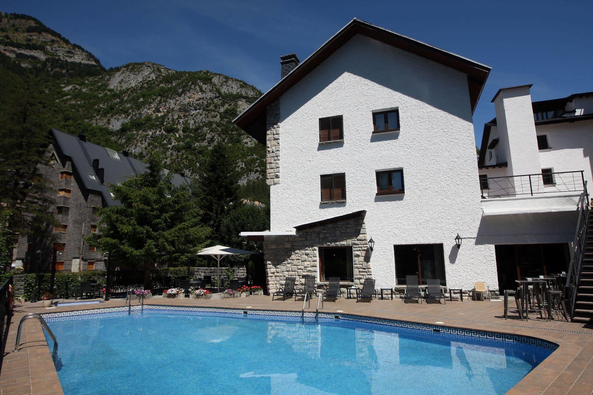 Hotel & Spa Real Villa Anayet Canfranc Εξωτερικό φωτογραφία